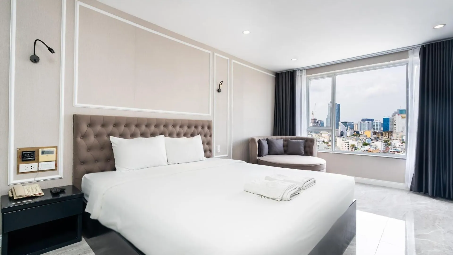 Huazhu Hotel Ho Chi Minh 4*,  Wietnam