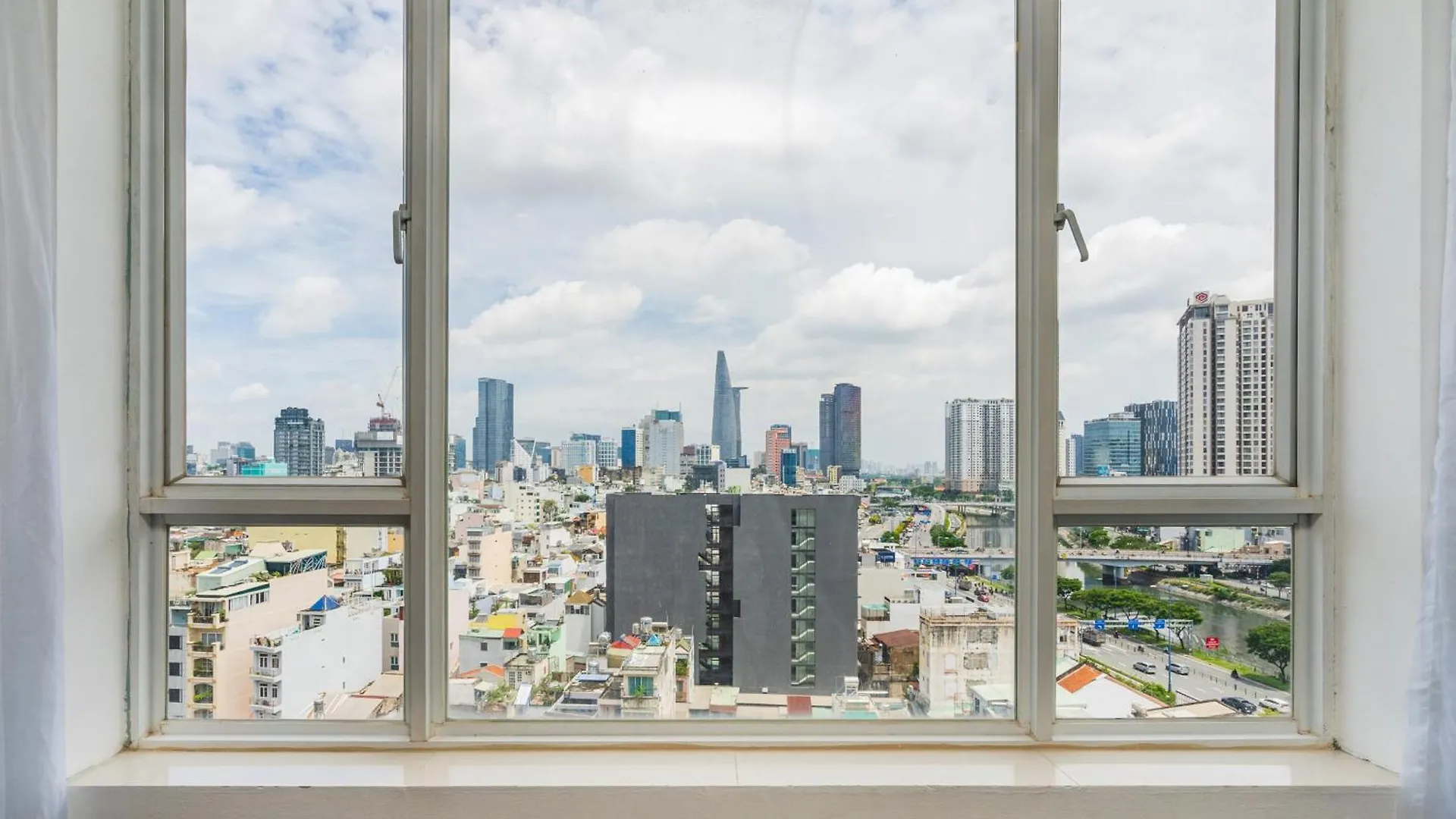 Huazhu Hotel Ho Chi Minh